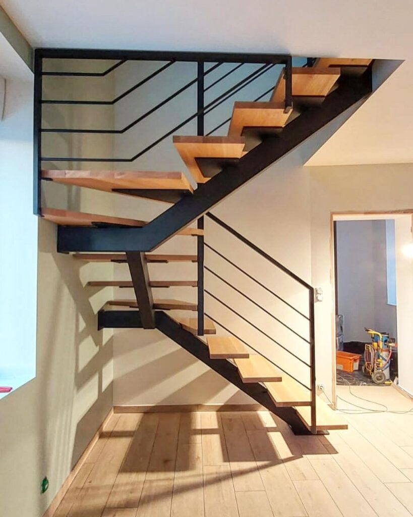 Escalier moderne bois et métal style industriel